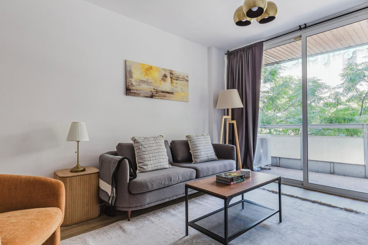 Appartamento Blueground Les Corts Balcony Ac Wd Bcn-157