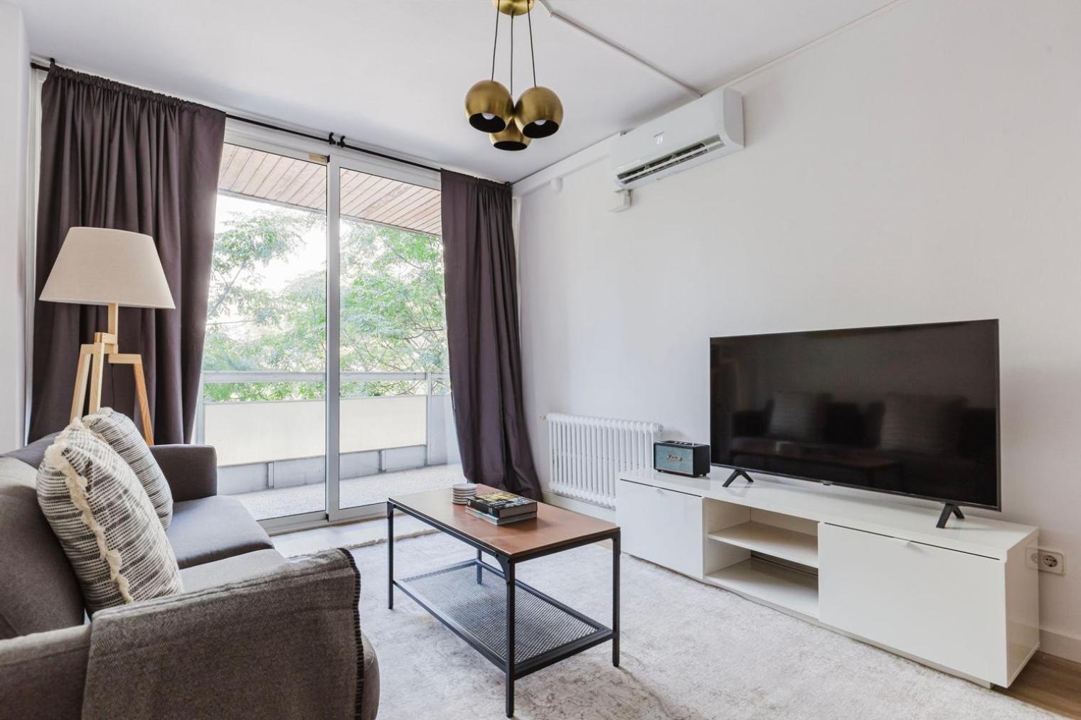 Blueground Les Corts Balcony Ac Wd Bcn-157 Appartamento *